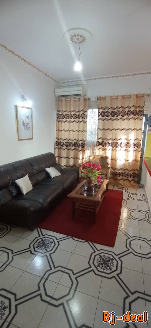 Main image of Des studio meublés