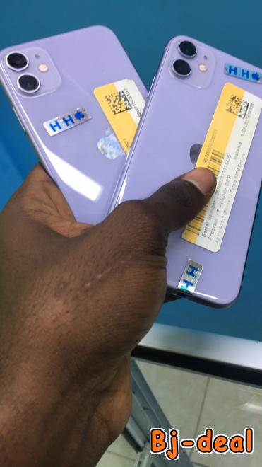 Main image of iPhone 11 64gb neuf