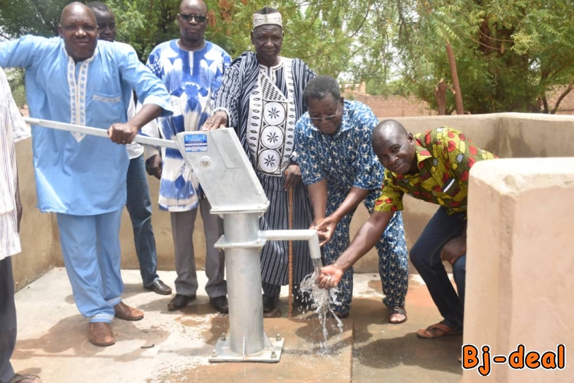 Main image of SOUS-TRAITANT DANS LE SECTEUR DES FORAGES D'EAU