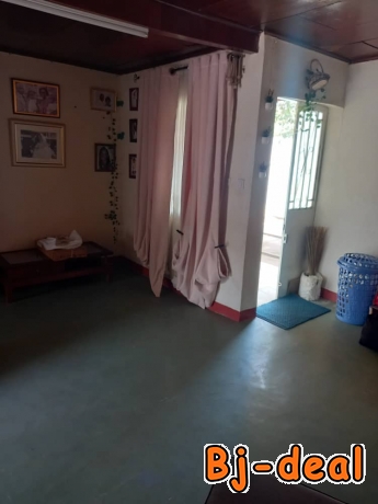 Image principale de Maison à louer à Camp sic Biyem-assi