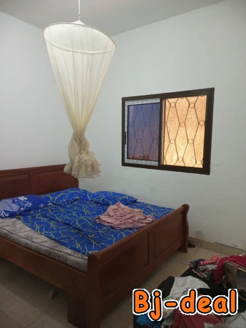 Image principale de Duplex à louer au Rond point Express