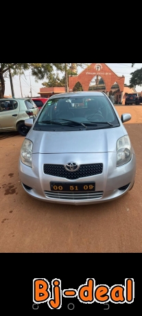Main image of Toyota Yaris vitz année 2009