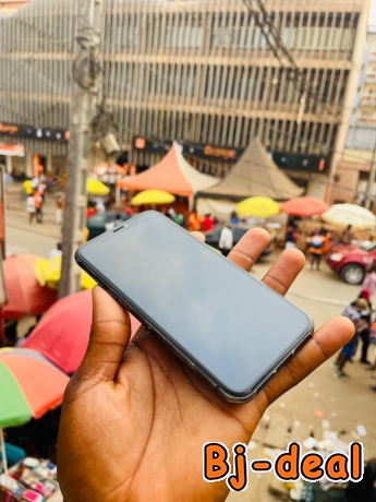 Image principale de Vente de iphone 11