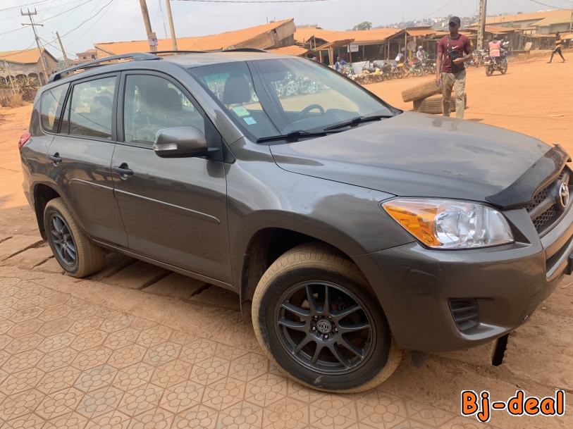 Main image of Toyota rav4 a vendre