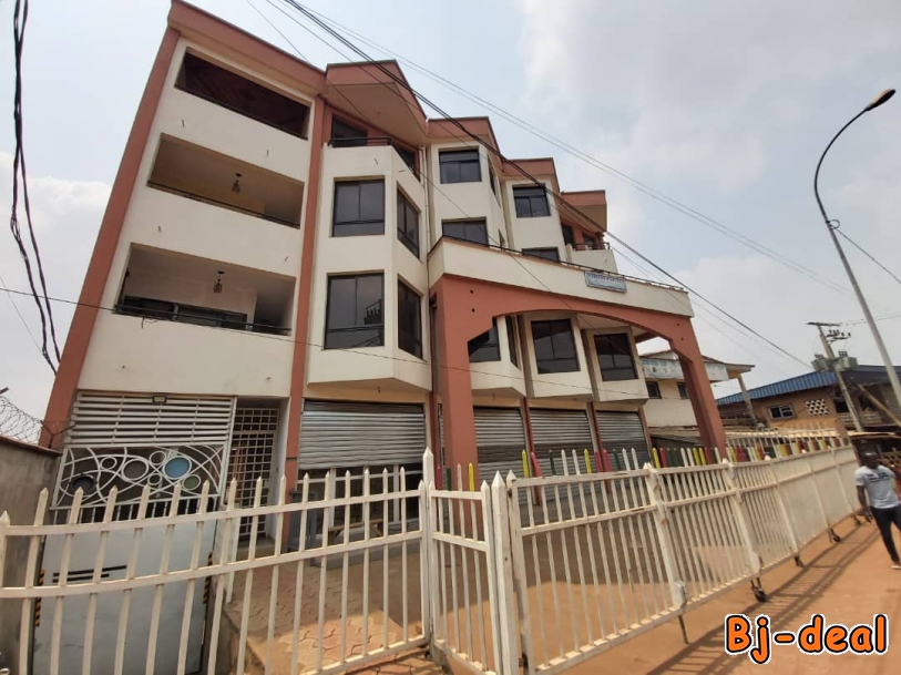 Image principale de Grand Bureau Haut Standing de 80m2 à Melen