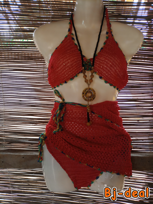 Image principale de Bikini spécialement travaillé à la main