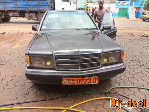 Main image of Mercedes 190 E a vendre