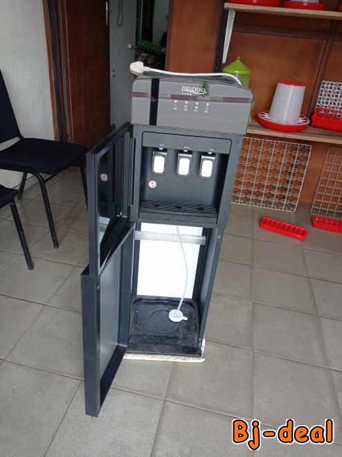 Image principale de fontaine à eau fraiche pour bureau