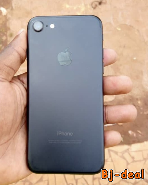 Main image of iPhone 7 encore en état