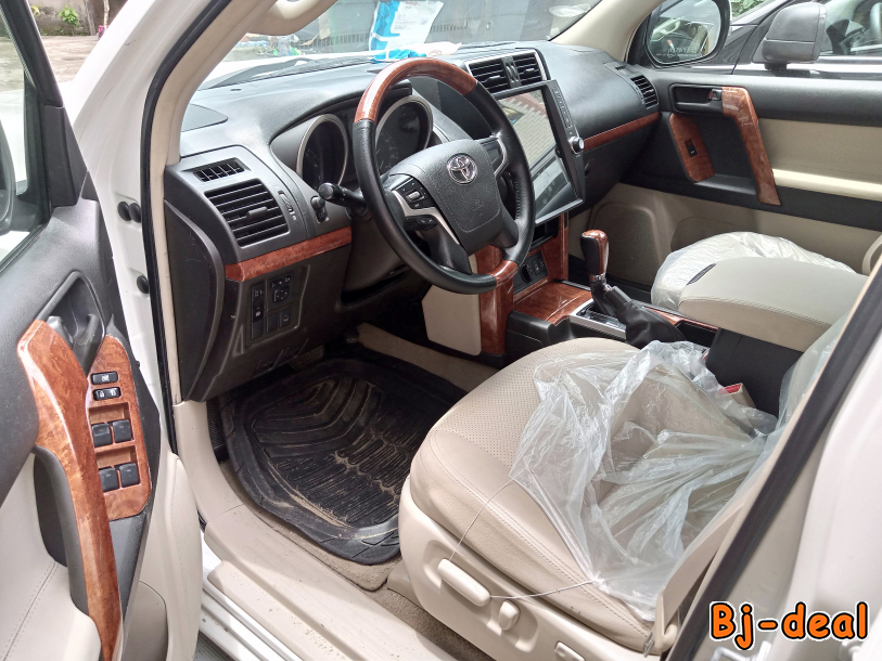 Main image of Prado 2012 Tunée 2020