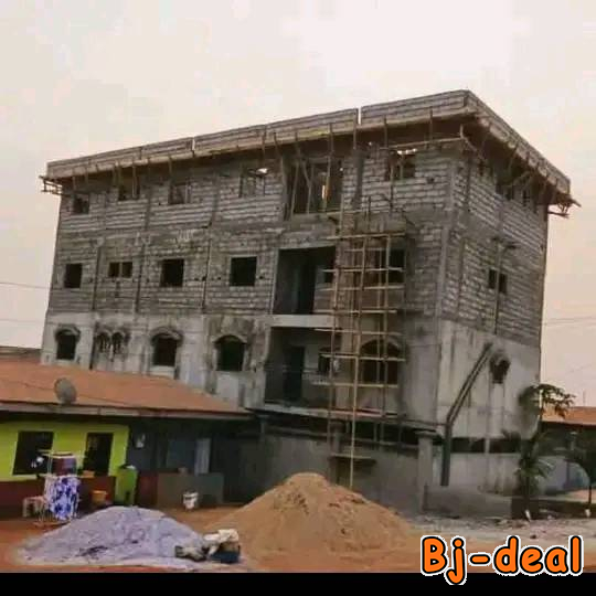 Main image of IMMEUBLE A VENDRE à MIMBOMAN