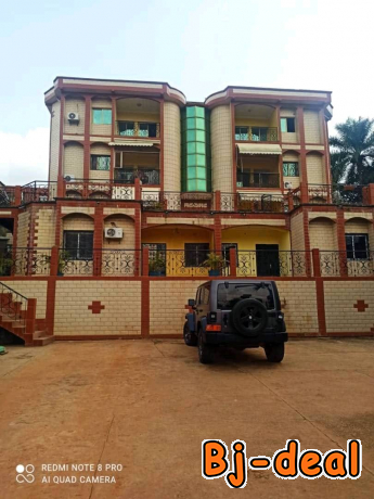 Main image of IMMEUBLE EN VENTE A BASTOS