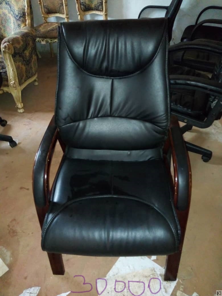 Main image of Liquidation du matériels de bureau et salon de coiffure