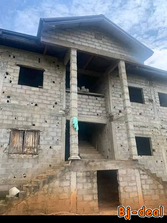 Main image of IMMRUBLE INACHEVE EN VENTE A NKOLNDA YAOUNDE