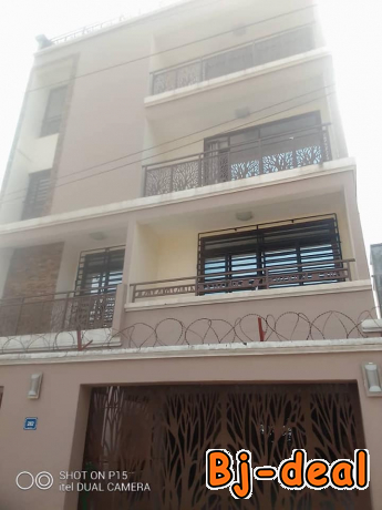 Main image of IMMEUBLE HAUT STANDING EN VENTE A BONAPRISO