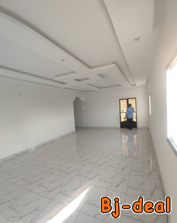 Main image of Appartement bordure de route makepé