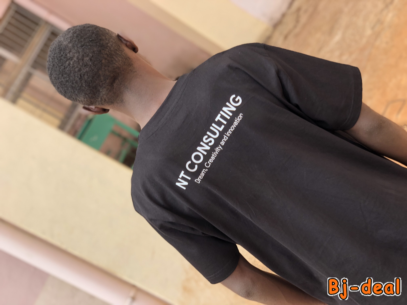 Image principale de T-SHIRT A VENDRE