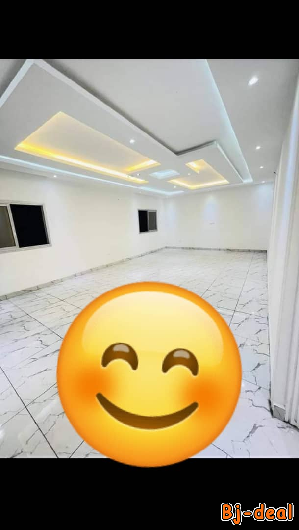 Main image of Appartement bordure de route makepé