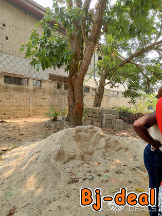 Main image of Terrain à vendre à Makepe