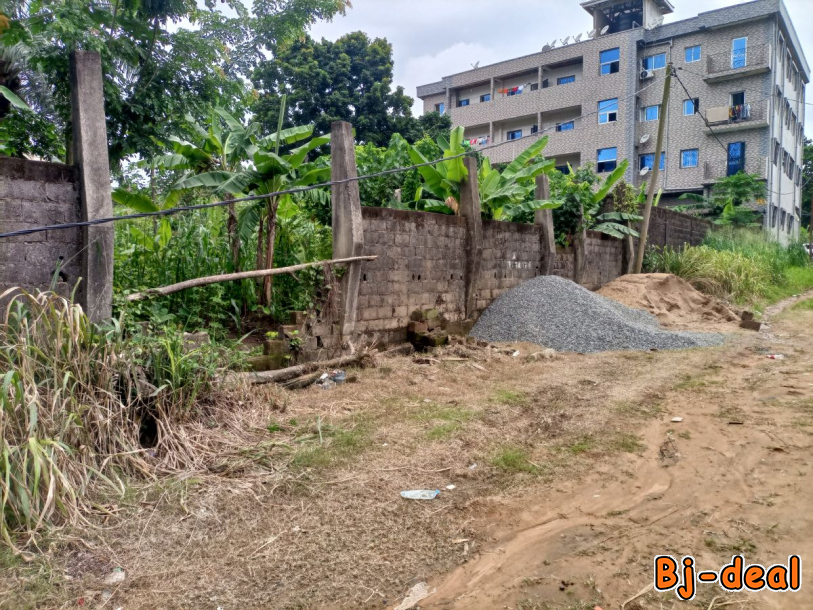 Main image of TERRAIN POUR IMMEUBLE LOCATIF OU MEUBLE