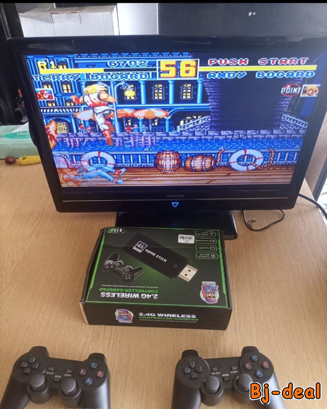 Image principale de Vacances avec 10000 jeux sur une clé HDMI