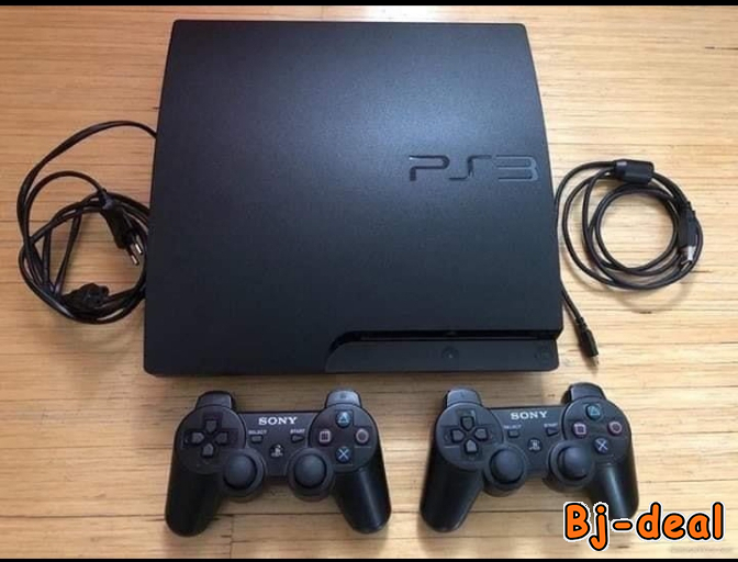 Image principale de PS3 - pucé 10 jeux - 2 manettes