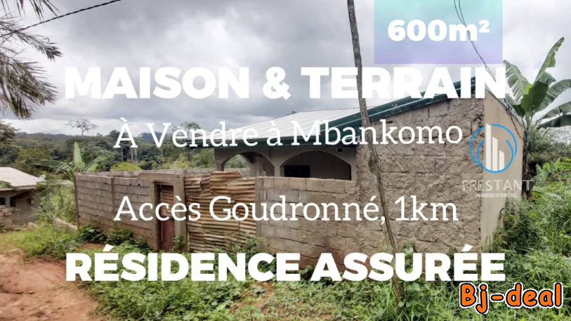 Image principale de Terrain de 600m2 et Maison à Mbankomo