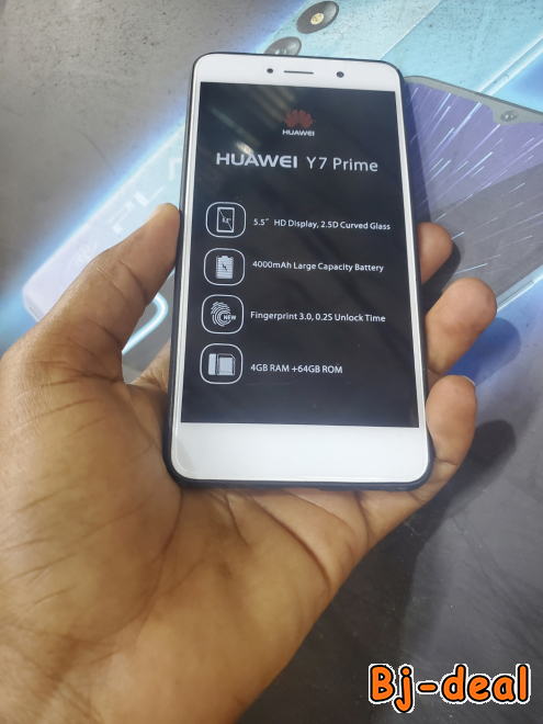 Main image of Solde Huawei Y7 Prime 64GB Batterie 4000mAh