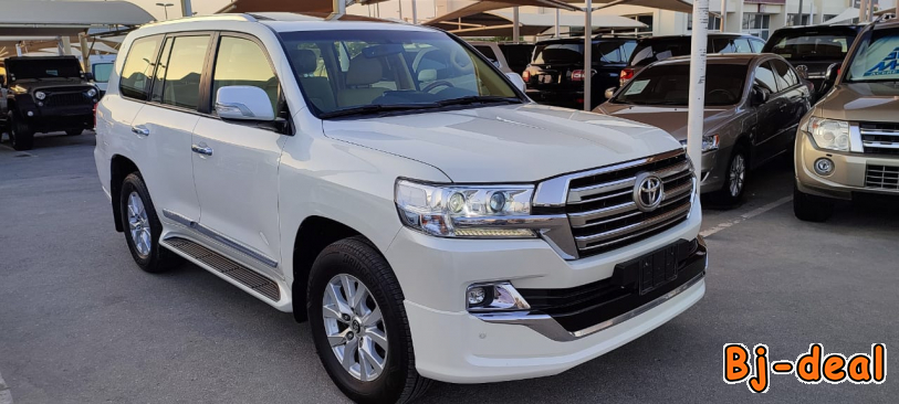 Main image of LOUEZ VOS VEHICULE POUR TOUS VOS DEPLACEMENTS