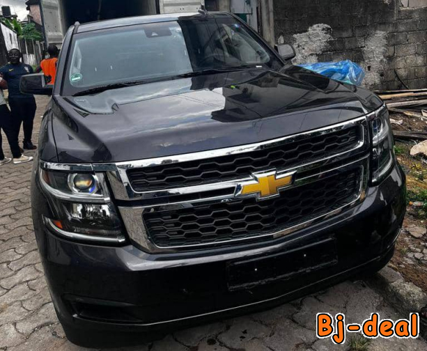 Main image of Chevrolet tahoe LS année 2018