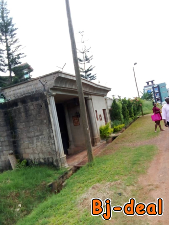 Image principale de Terrain titré à Mvan Complexe Beac à vendre