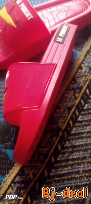 Image principale de Vente des chaussures