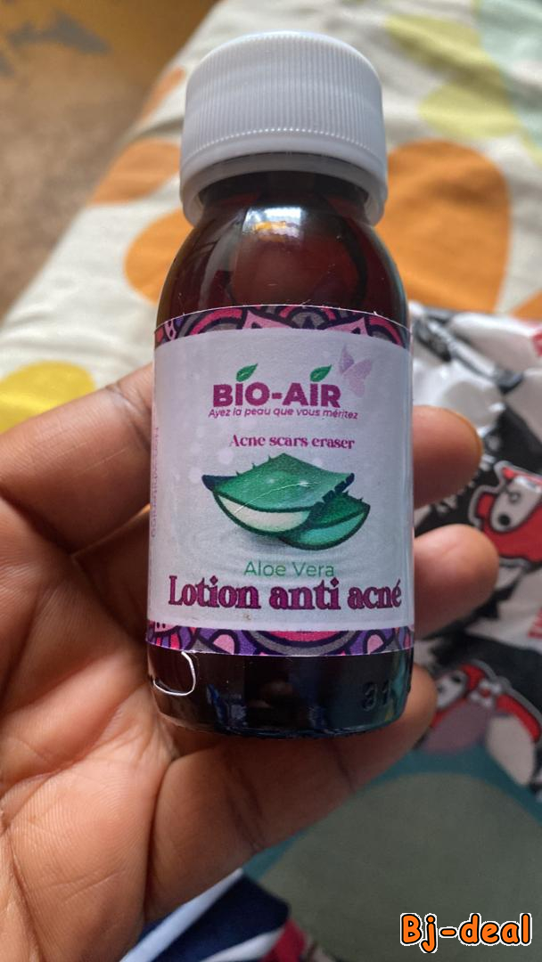 Image principale de Éradiquez votre acné en 10jours