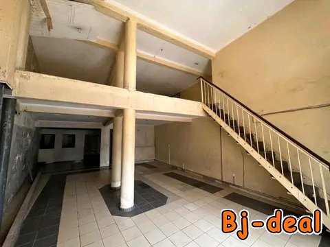 Image principale de Local commercial à louer à nlonkag