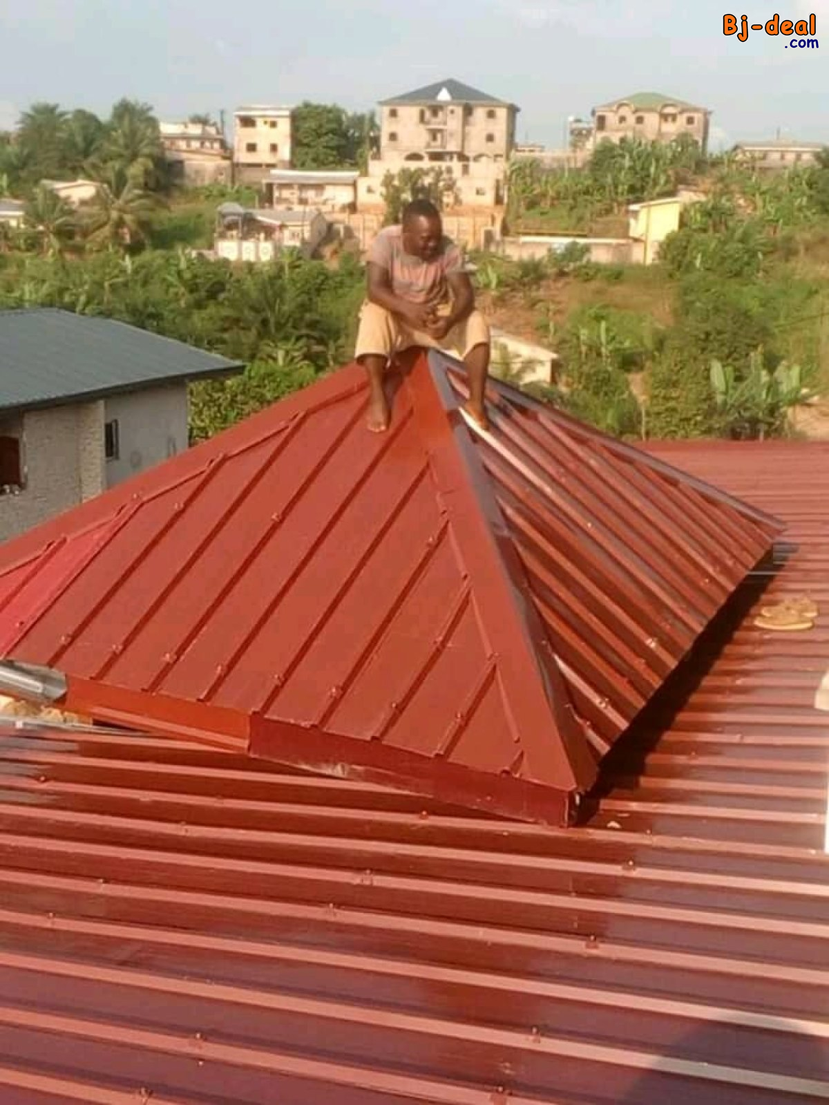 Image principale de grande solde chez Tacc metrobond et charpente