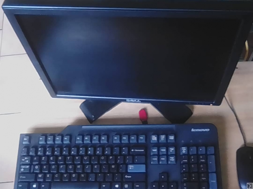 Main image of Ordinateur complet 35000fcfa