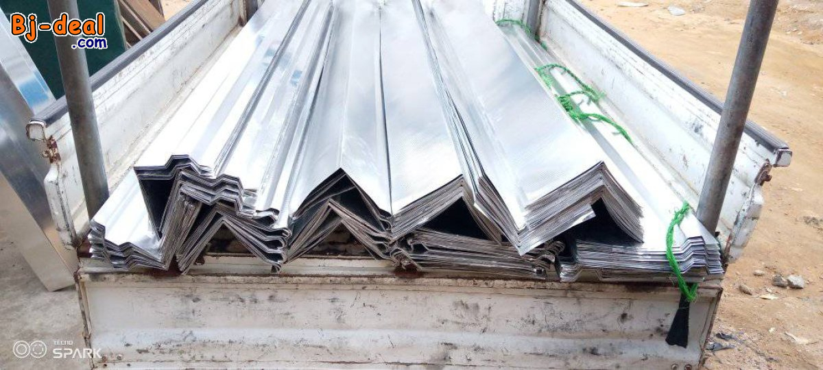 Image principale de GRANDE PROMOTION DE Tôles bacs tuiles lisses ondulées accessoires aluminium socatral aluzinc