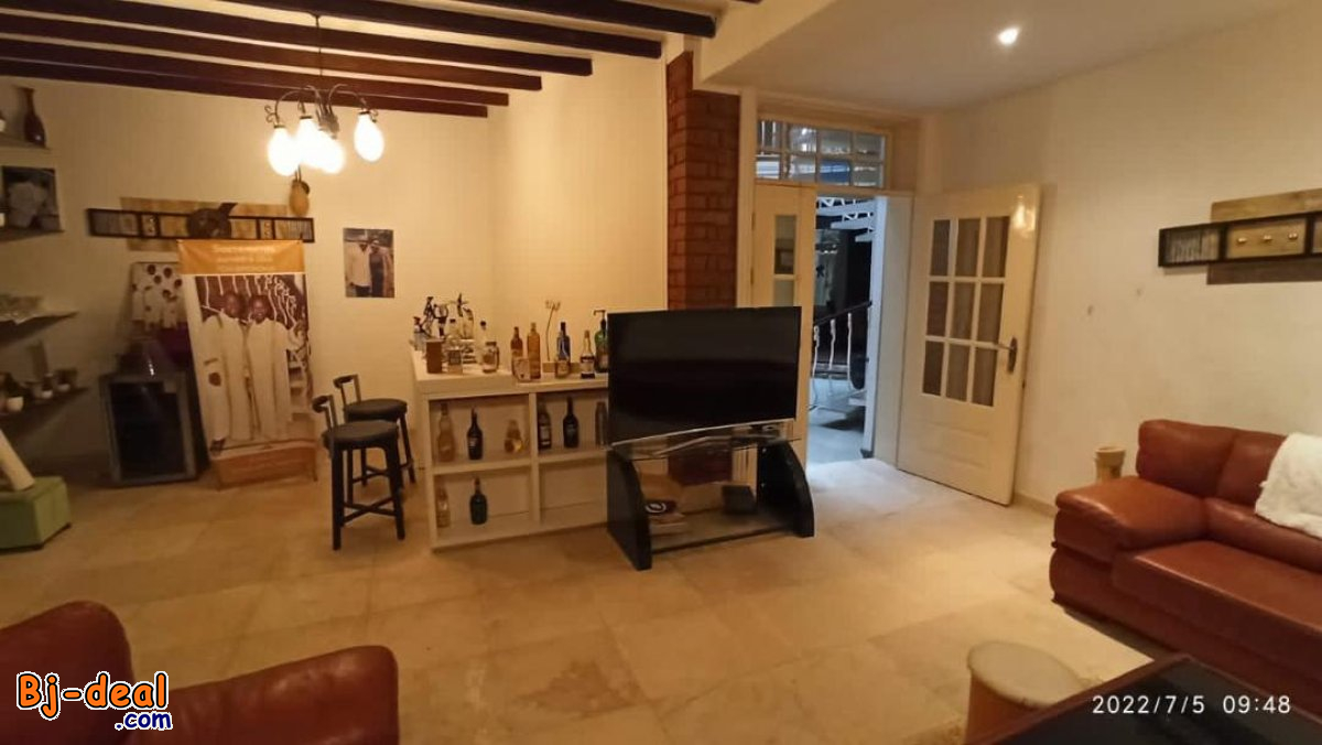 Image principale de DUPLEX A VENDRE DENVER DOUALA CAMEROUN