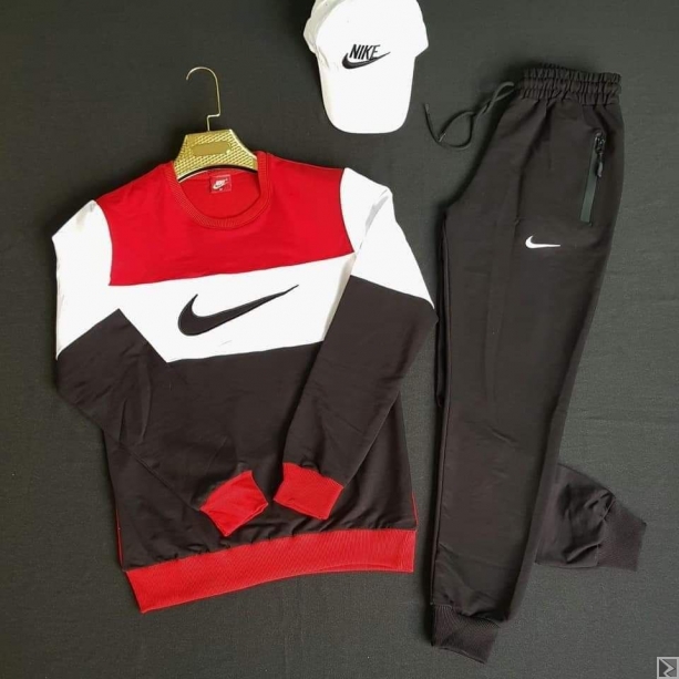 Image principale de Ensemble jogging casquette