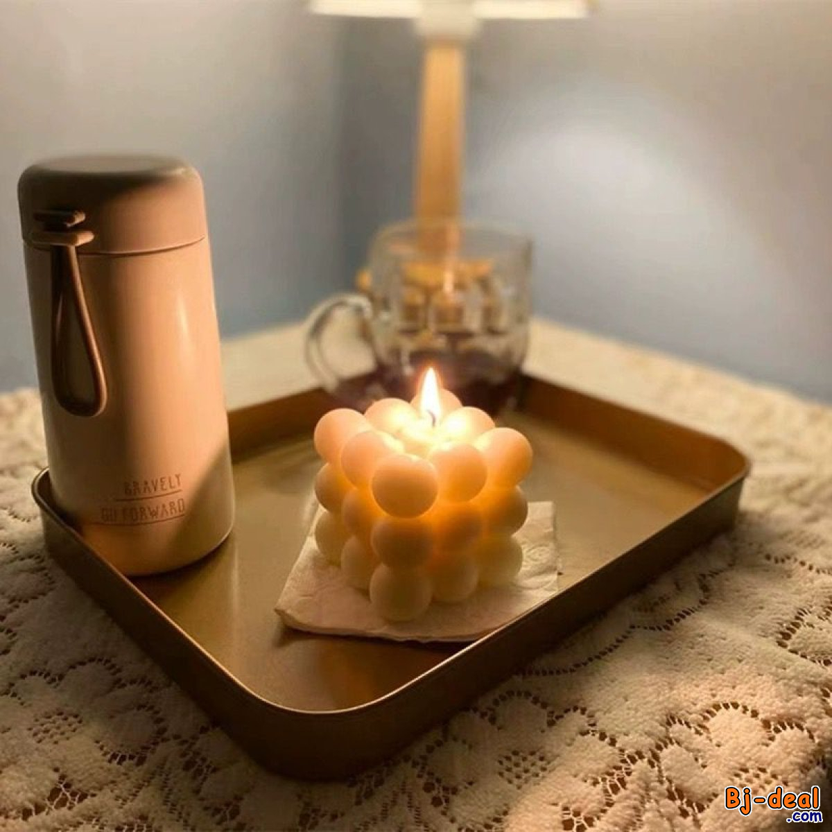 Image principale de BOUGIES PARFUMÉES ET BOURGEOIRS