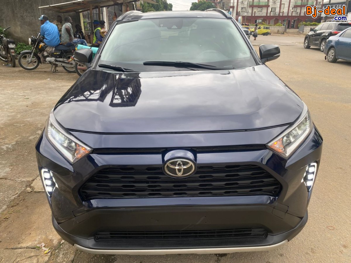 Main image of Toyota RAV4 année 2020