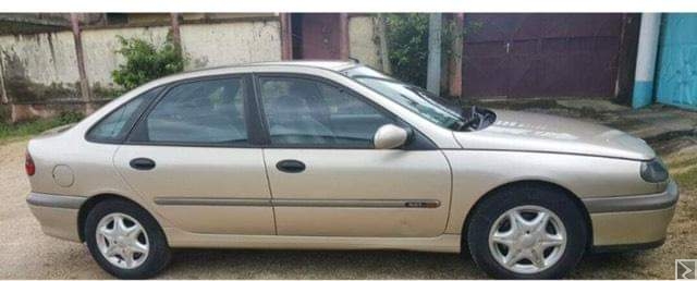 Main image of Renault Laguna