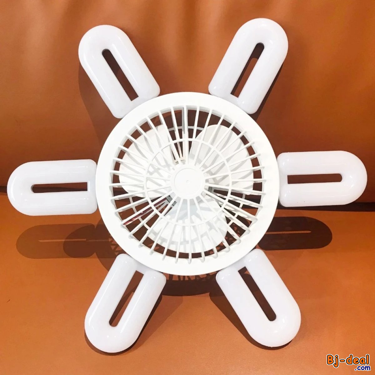 Image principale de Mini ventilateur plafonnier avec lumiere et telecommande