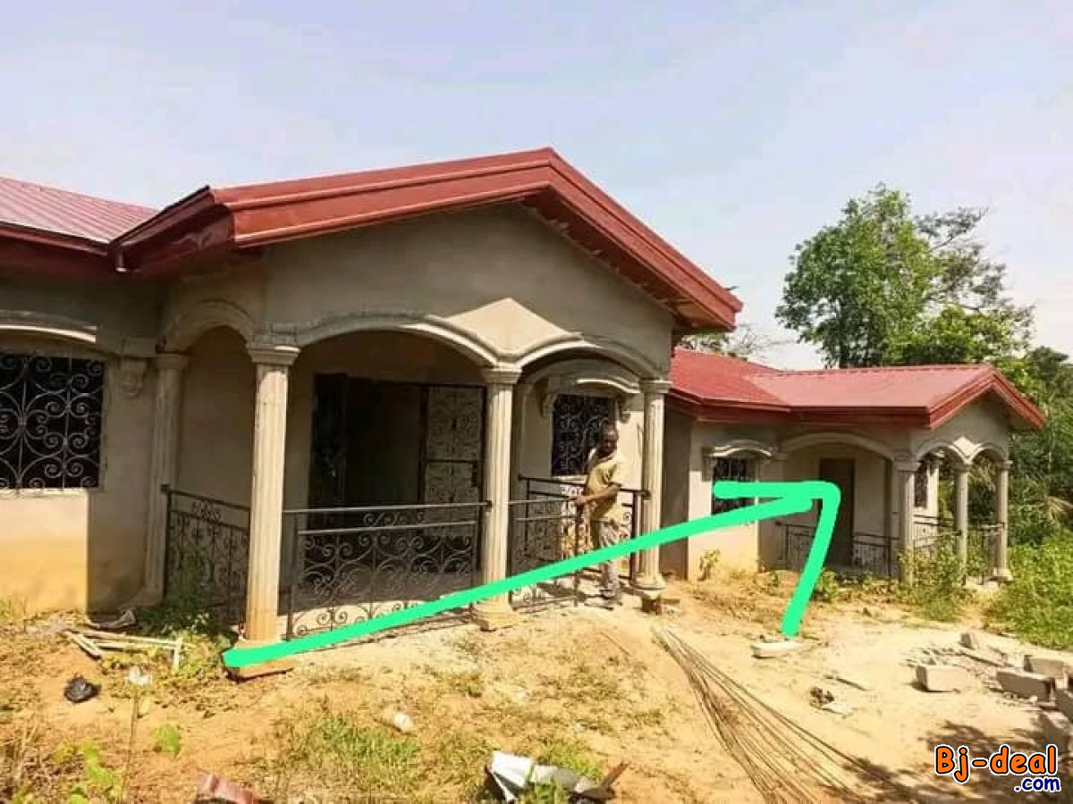 Image principale de Maison  titrée avec  parking à vendre à Fougerole