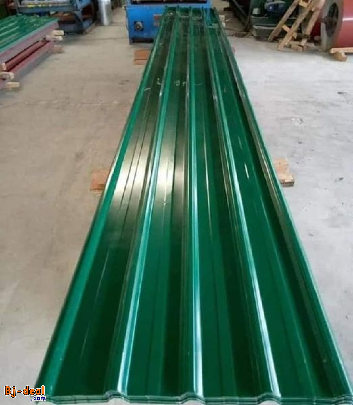 Image principale de Tôles bacs tuiles lisses ondulées accessoires aluzinc  aluminium et charpente