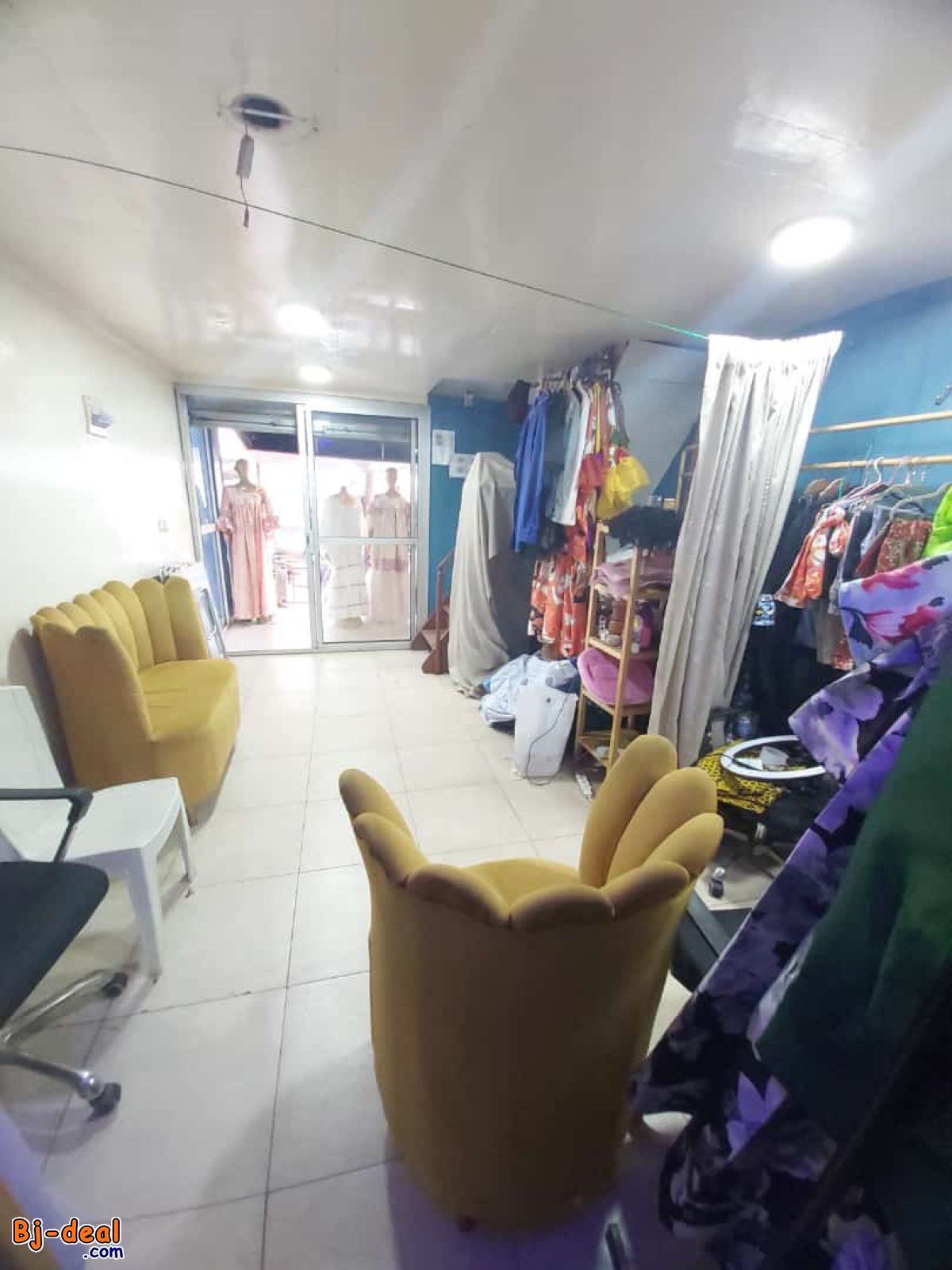 Image principale de Fond de Commerce à Vendre à Obili