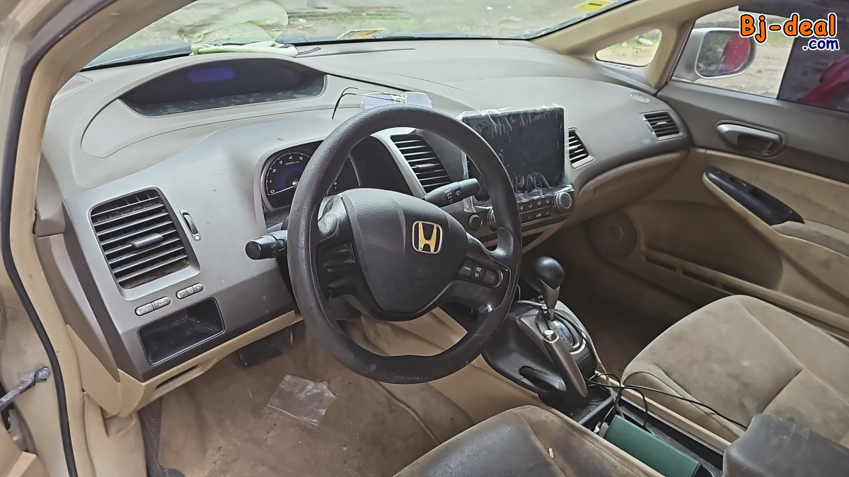 Main image of Honda Civic 2007 non immatriculée