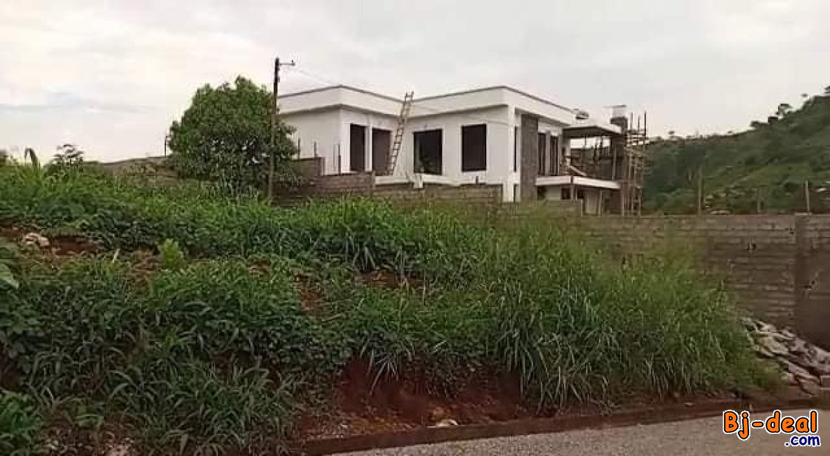 Image principale de Terrain titré à vendre à Mbankolo Yaoundé