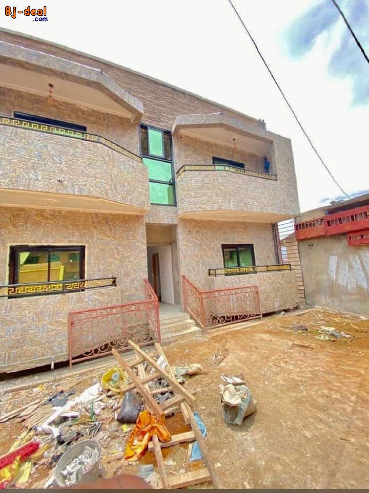 Image principale de Studio neuf avec clim eau gardien forage  parking cuisine ouverte à Ngousso