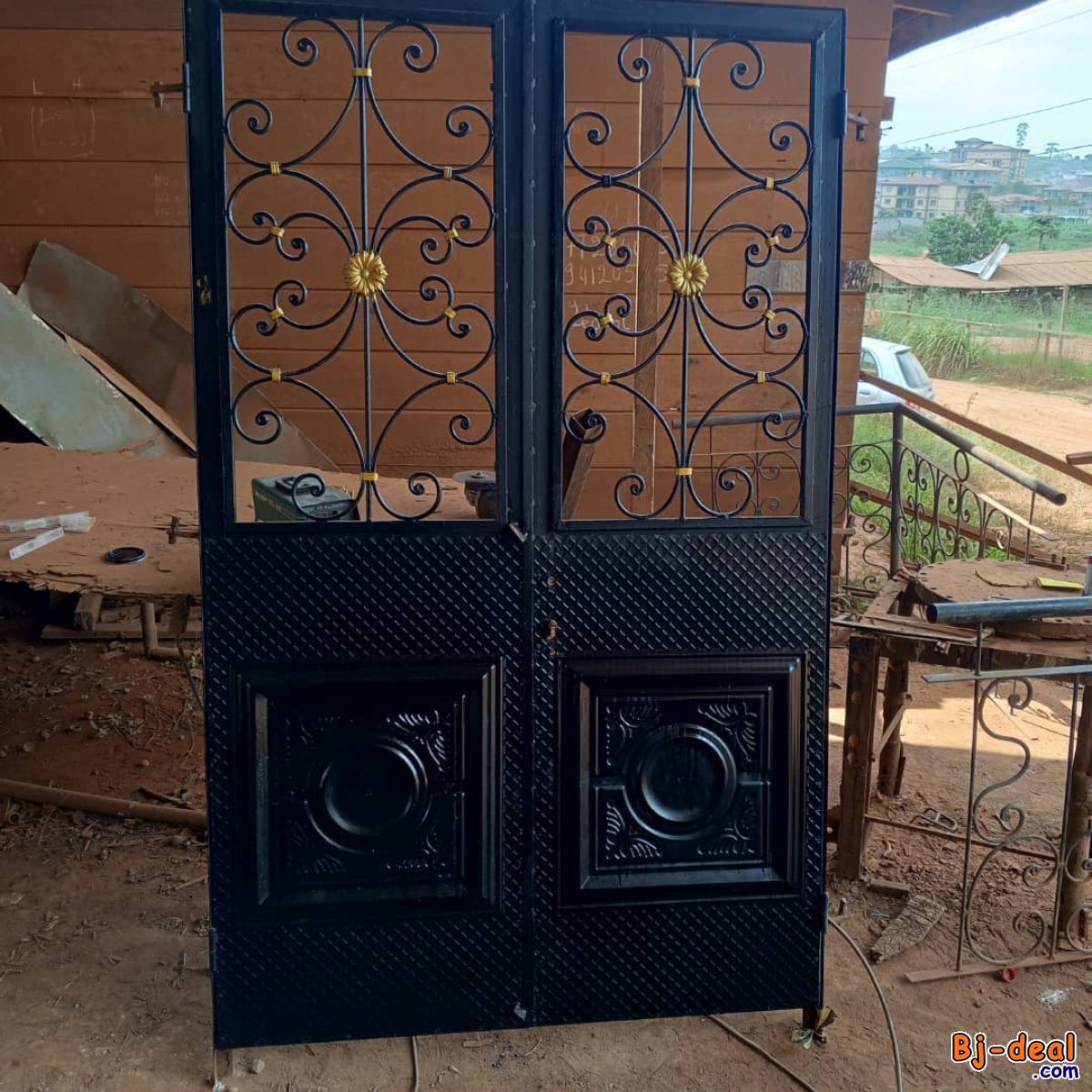 Image principale de Portial a vendre a Yaoundé odza nkolda